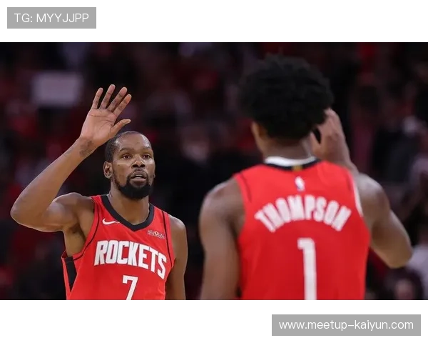 NBA新赛季格局突变巨星交易引爆联盟风云冠军争夺战提前升温 NBA新赛季格局突变巨星交易引爆联盟风云冠军争夺战提前升温