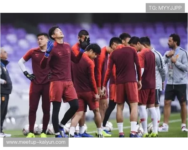 国足关键战逆转取胜引爆舆论新星崛起联赛格局再生变球迷热议未来走向